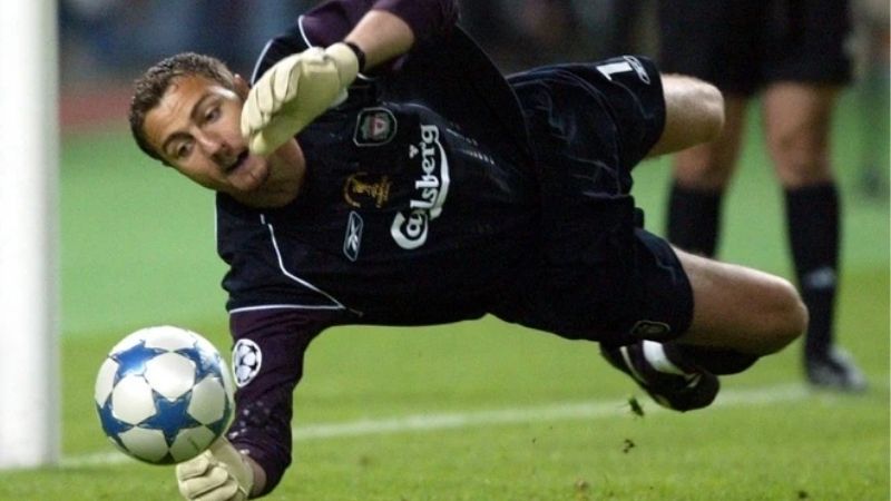 Khi Các Thủ Môn Huyền Thoại Lên Tiếng: 10 Pha Cản Phá Vĩ Đại Nhất Lịch Sử